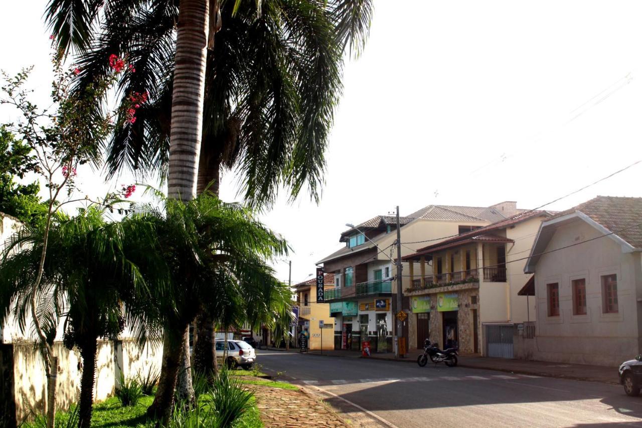 Pousada Alves São Brás do Suaçuí Extérieur photo